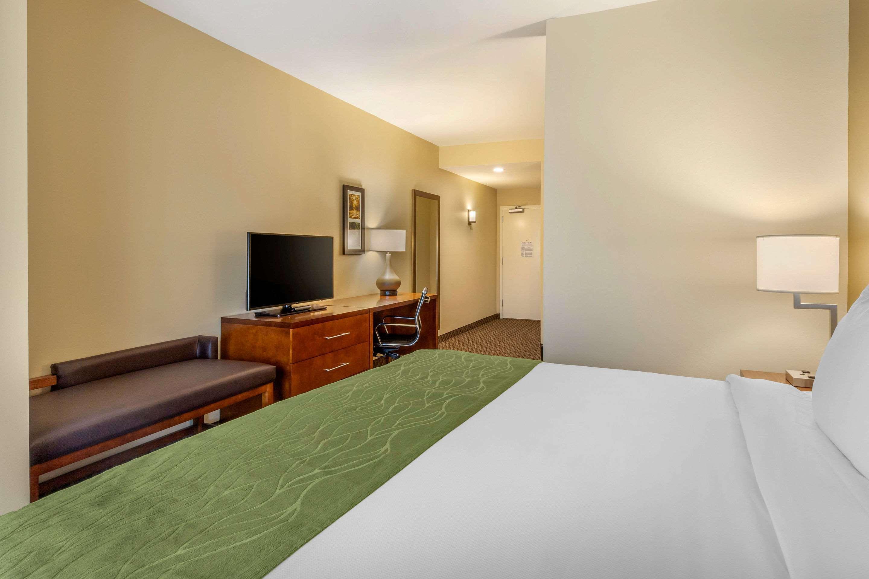 Comfort Inn & Suites Firenze Esterno foto